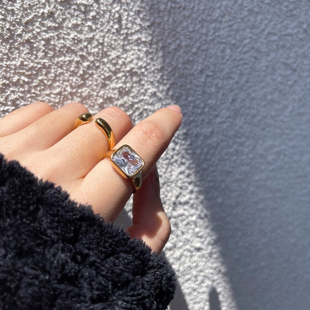 CLOSING SALE!!18K Gold Plated Sparkly Pave Signet Ring - Picture 4 of 5